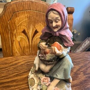 Vintage Lefton Porcelain “an old woman peeling apples”& her chicken Figurine